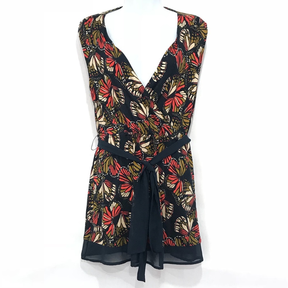 ModCloth Medium Butterfly Wrap Top